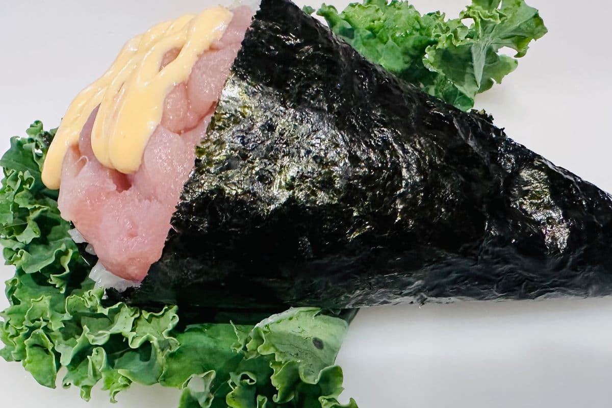 H7.Spicy Tuna Cone