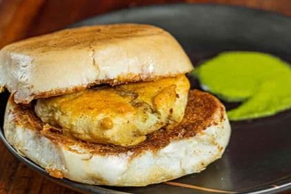 Vadapav