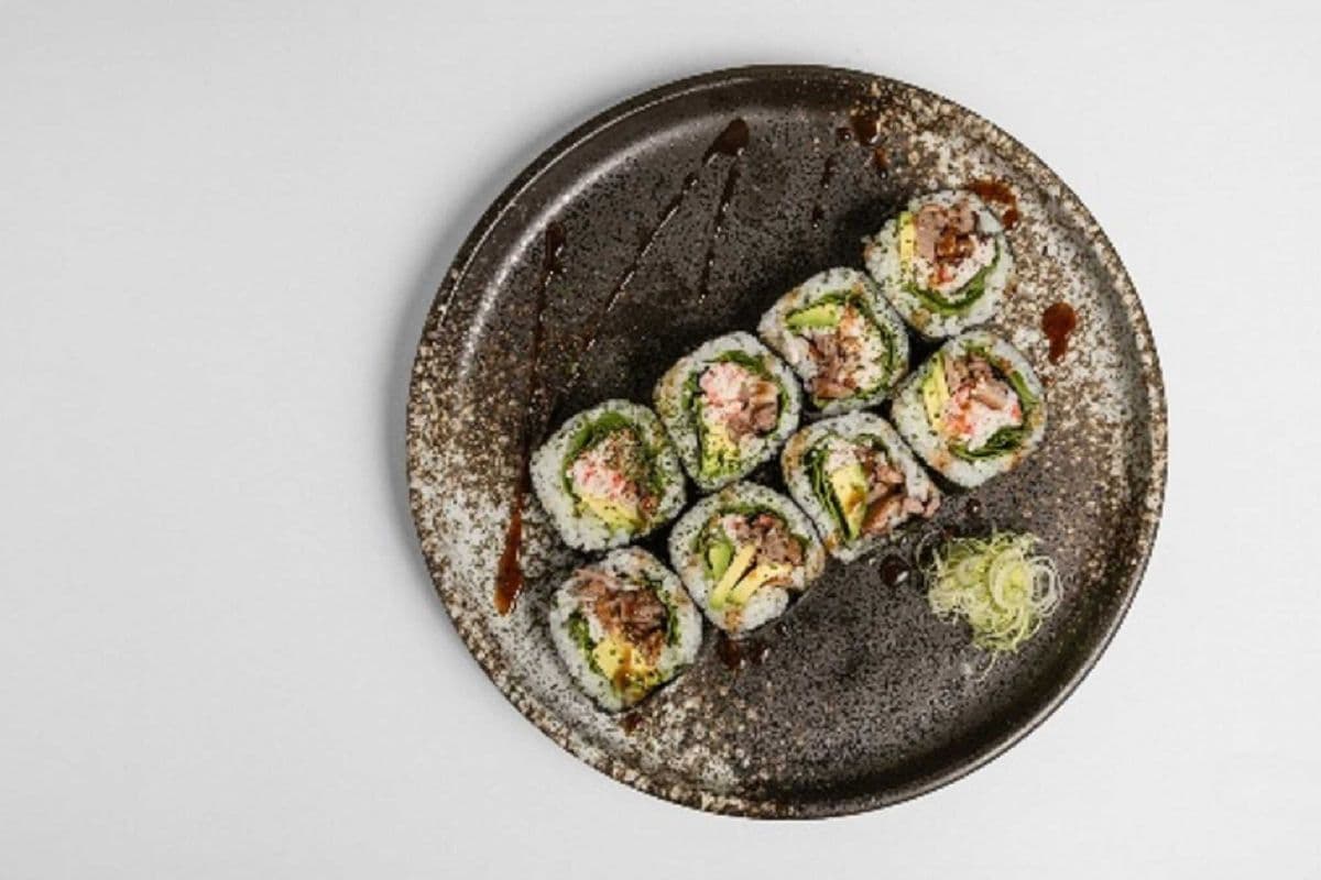 22. Peking Duck Rolls Royce (8 pcs)