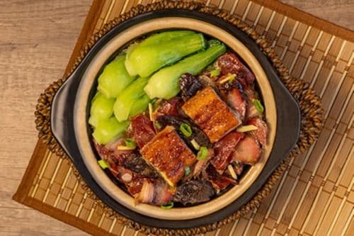 M9. 臘味鰻魚飯 Preserved Meat with Eel on Rice