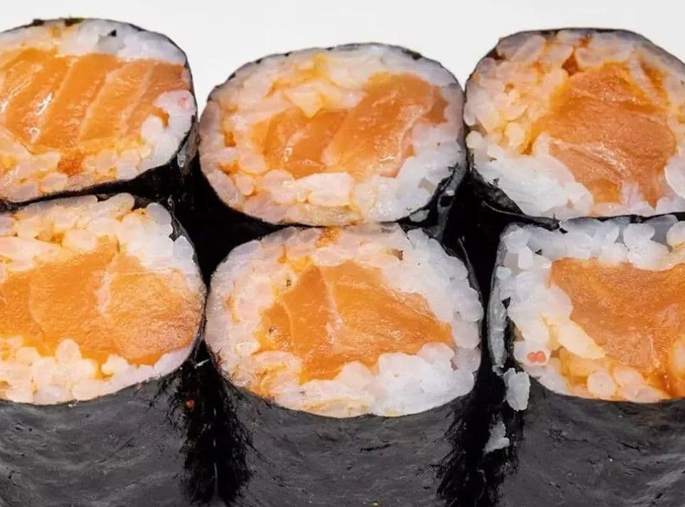 Hosomaki au saumon épicé