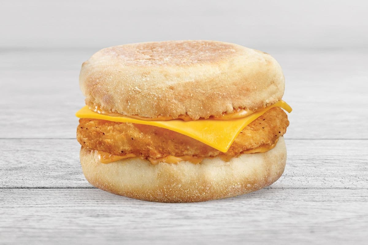 Sandwich déjeuner poulet chipotle et cheddar / Spicy Chipotle Chicken & Cheddar