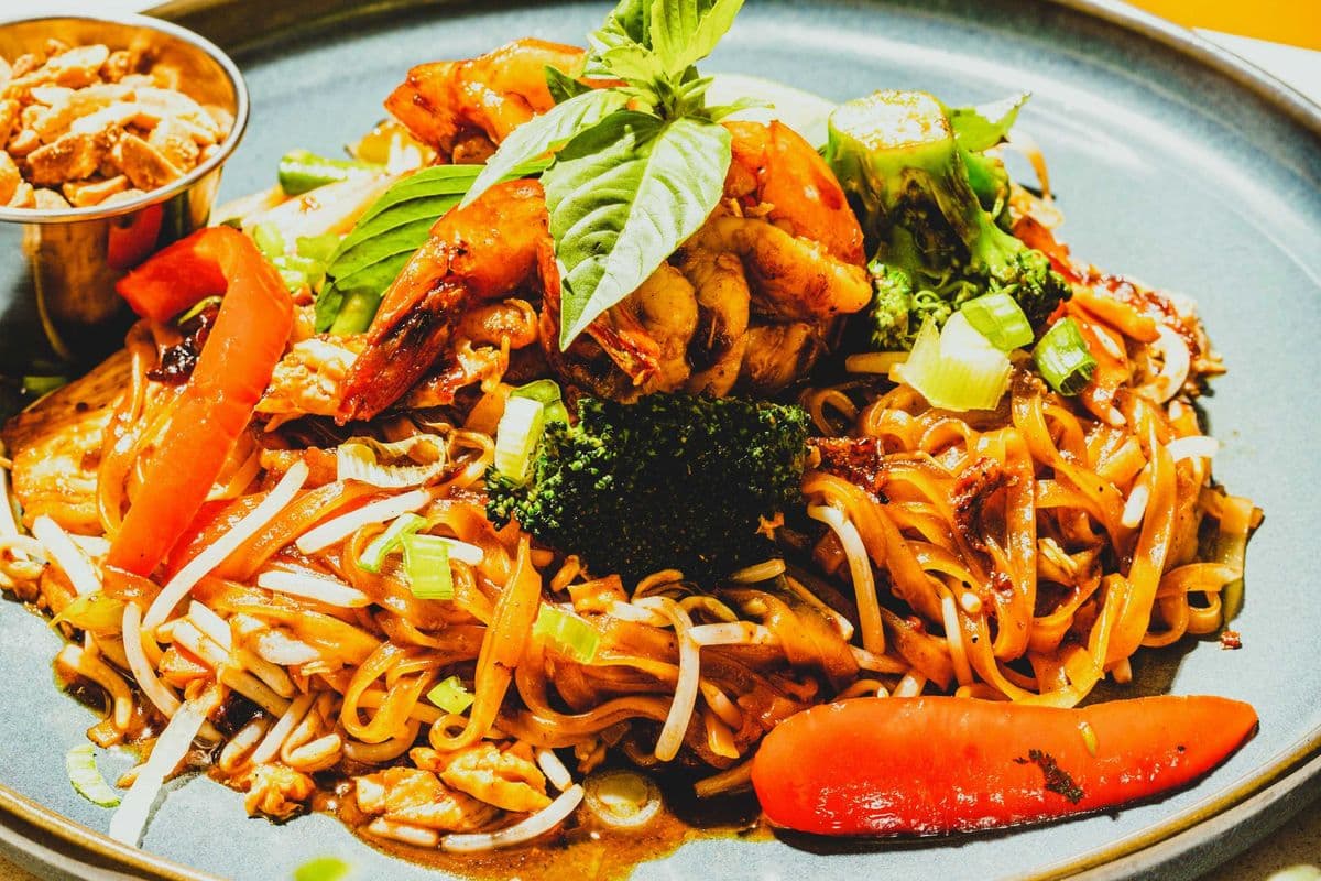 Pad Thai (shrimp and chicken)