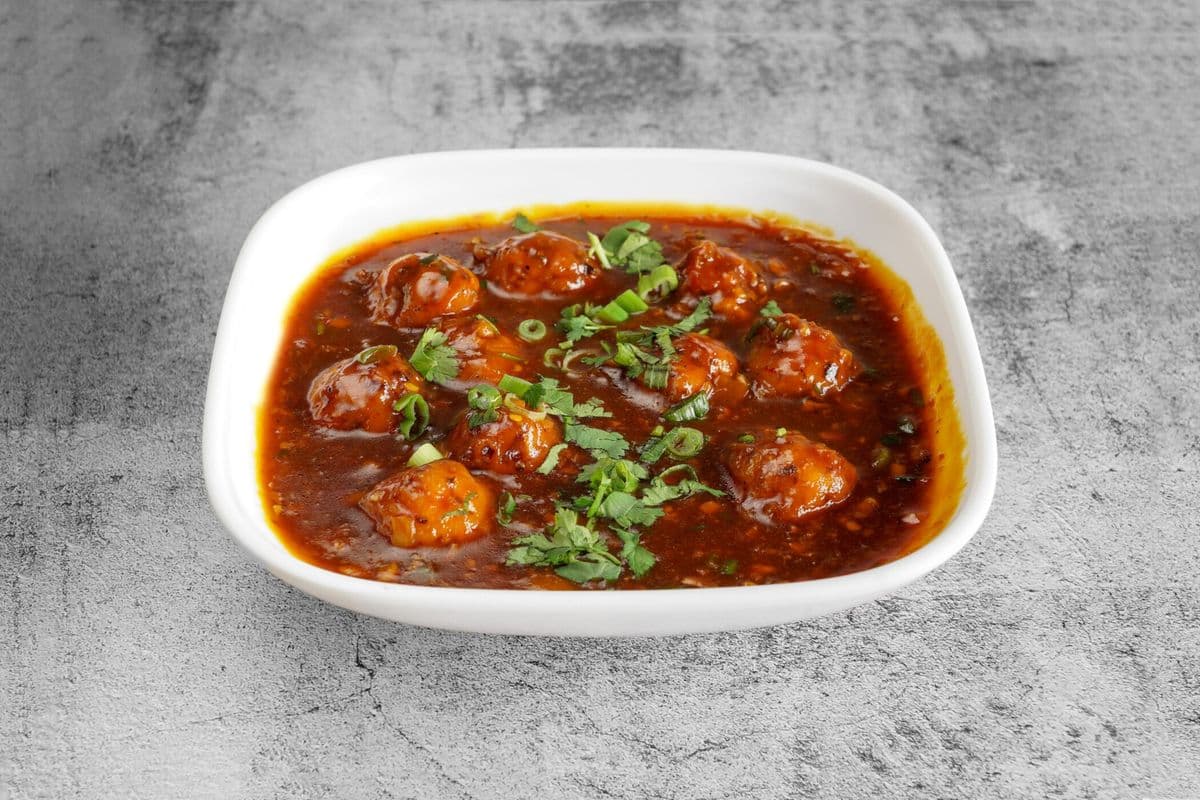 Manchurian Veggie Saucy