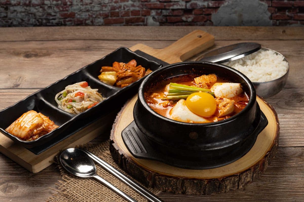 Kimchi Sundubu Jjigae