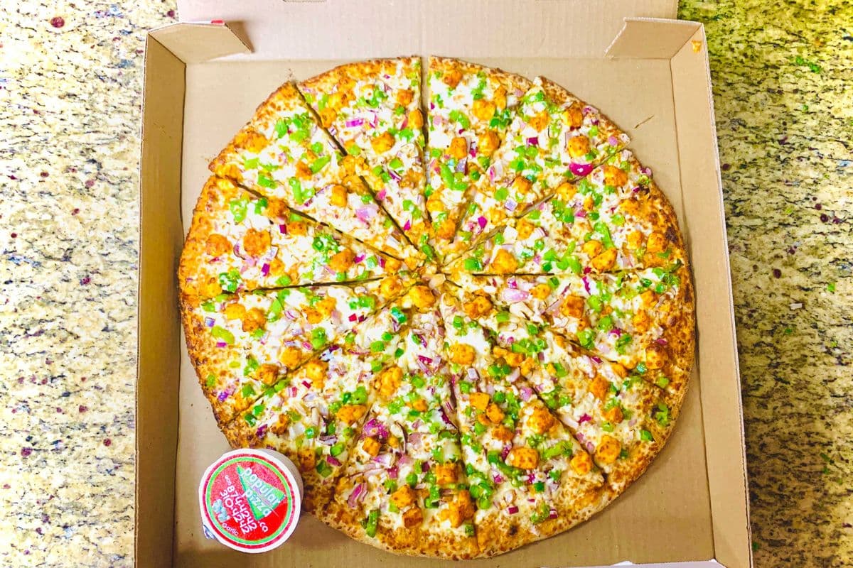 Butter Chicken Pizza