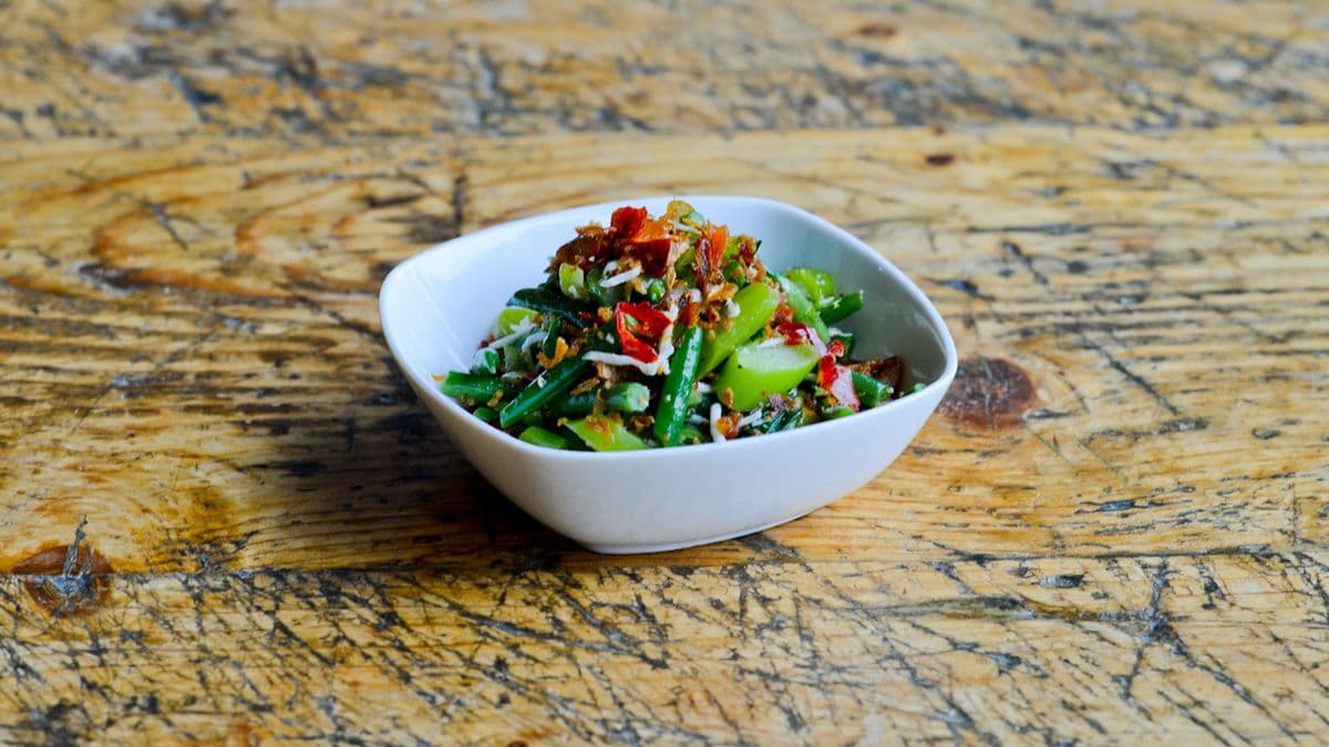 Urab Salad