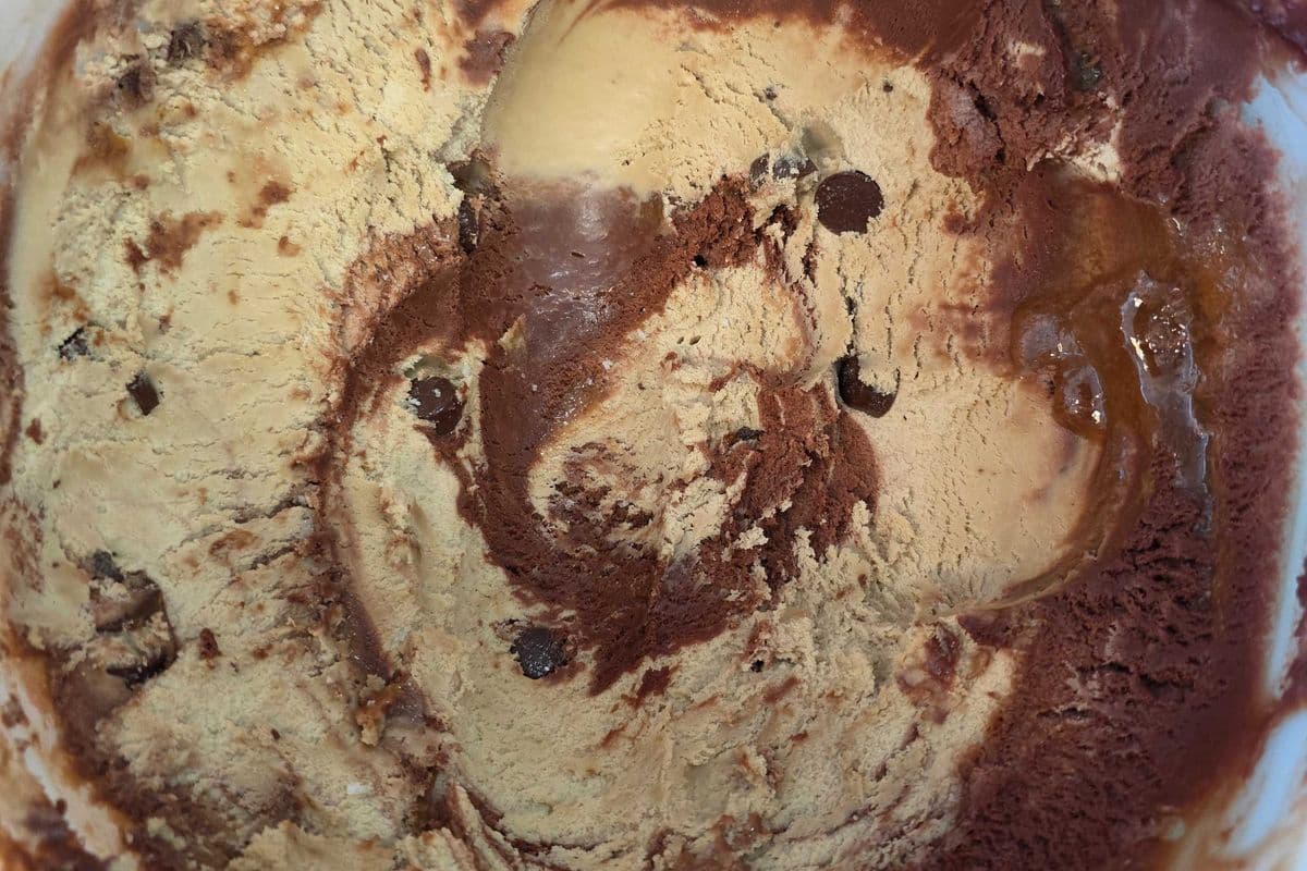Ice Cream - CARAMEL CARAMEL CUP