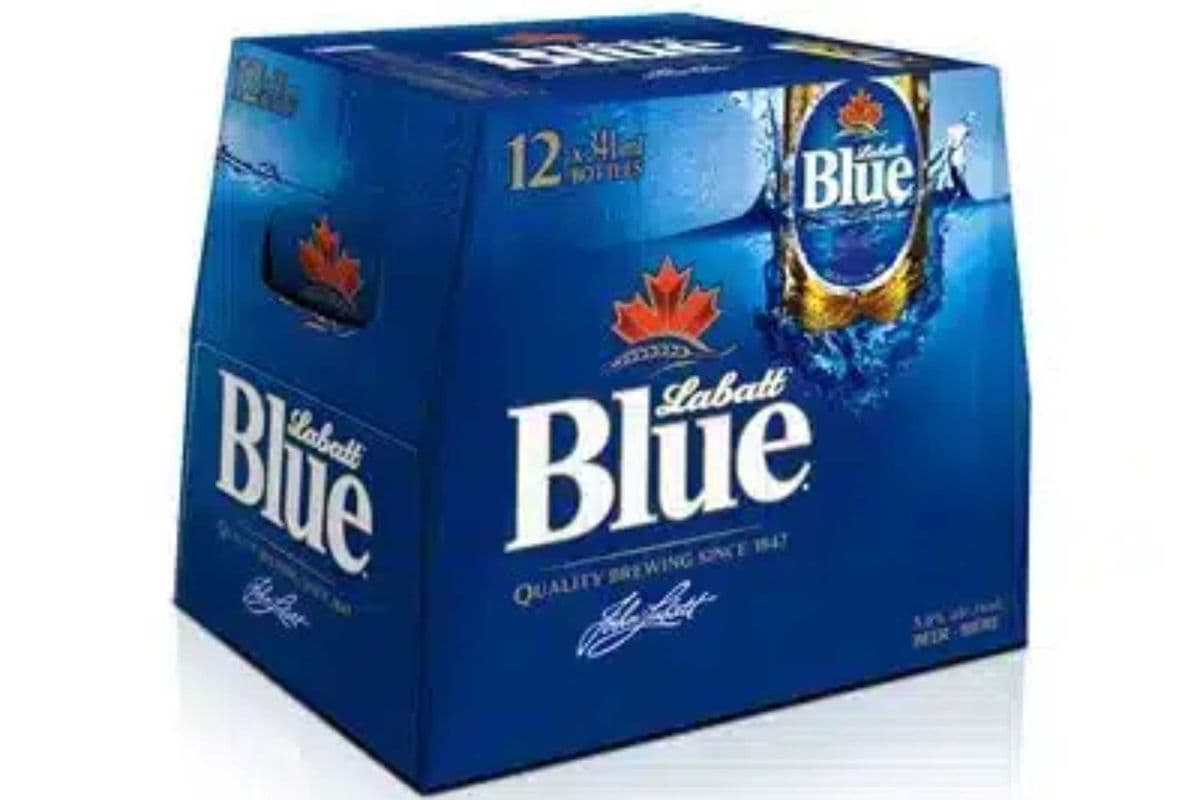Labatt Blue (12 x 355 ml Bottles)