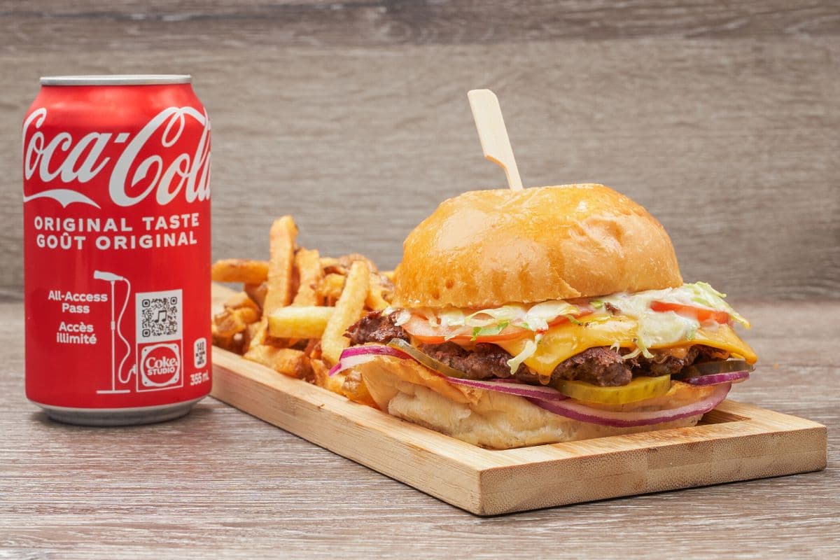 Cheese Burger Combo (5.5 oz)