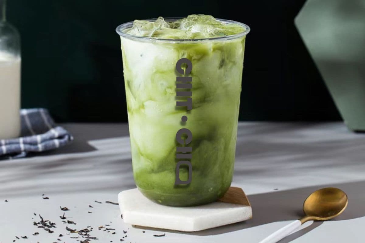 Iced Matcha Milk Tea