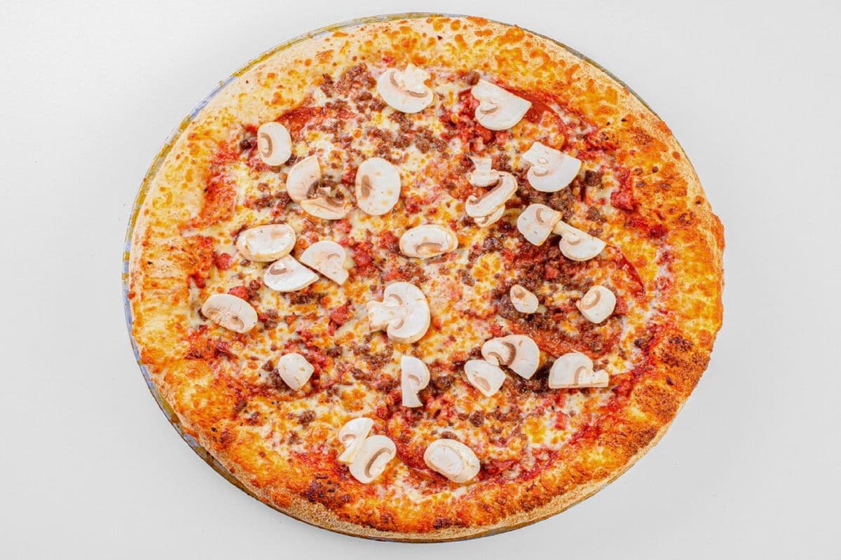 Oh Canada Pizza