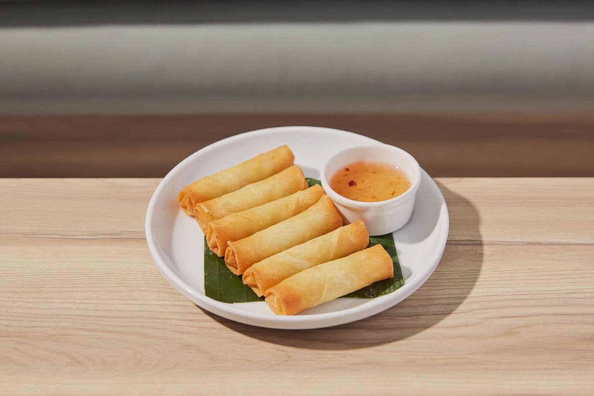 Vegetable Spring Rolls (6)