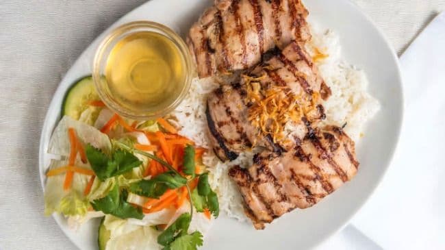 Poulet grillé à la citronnelle / Grilled Lemon grass Chicken