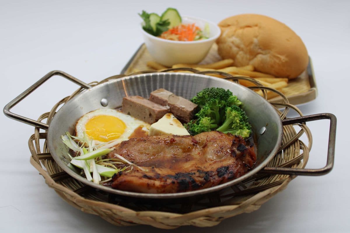 H4 - Grilled Chicken On The Wok