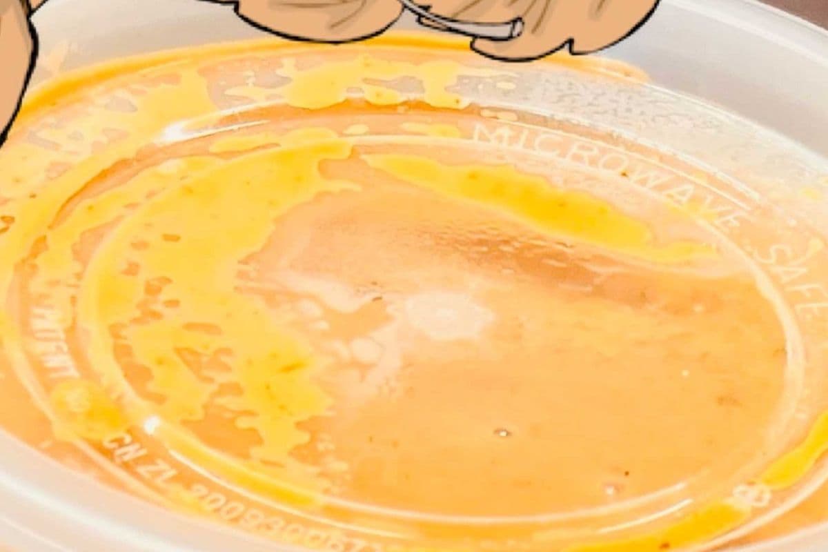 INDIAN STYLE BUTTER CHICKEN SAUCE ( sauce only/no meat) COLD (16oz)