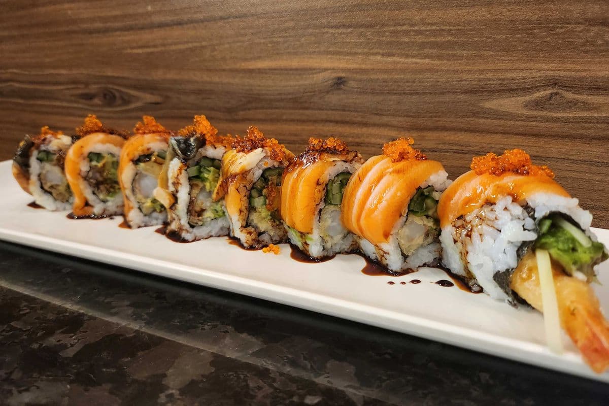 Dragon Roll (8pcs)