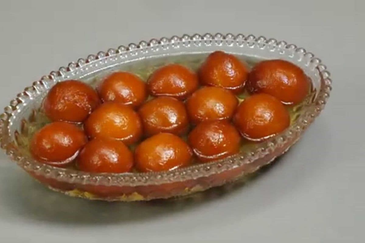 SMALL GULAB JAMUN (9.99/LB)