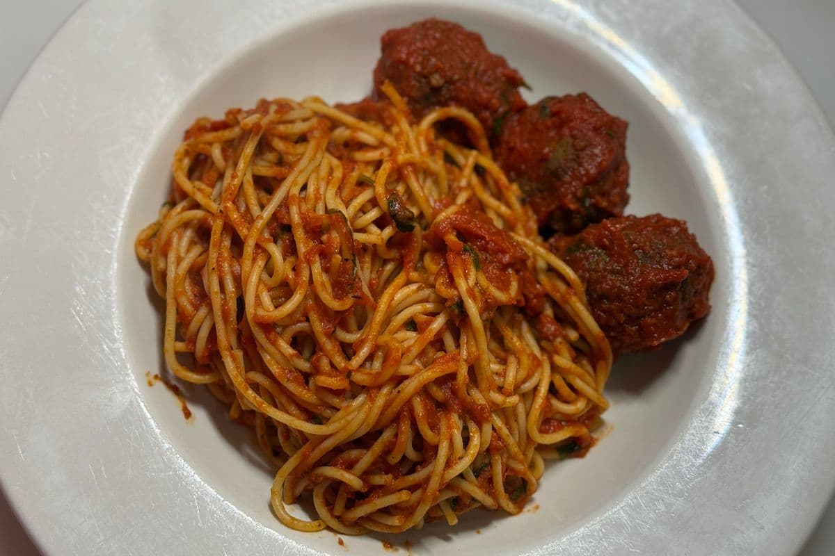 Meatball Spaghetti (3 pcs)