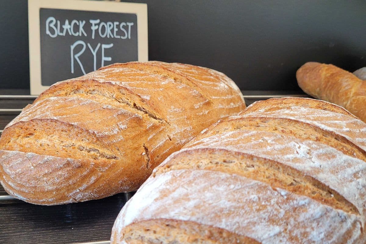 Black Forest Rye (930g-950g)