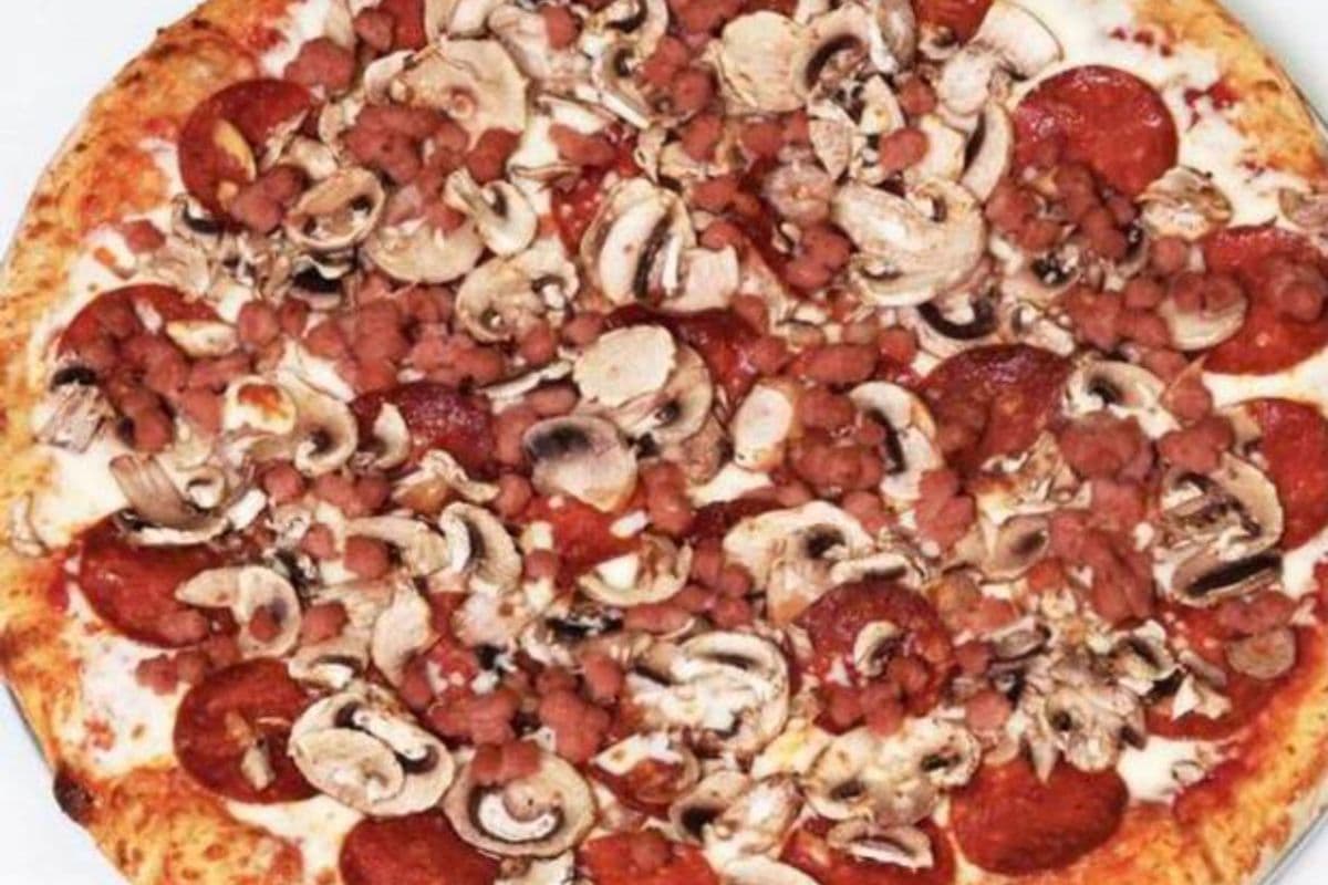 Small Canadian Pizza