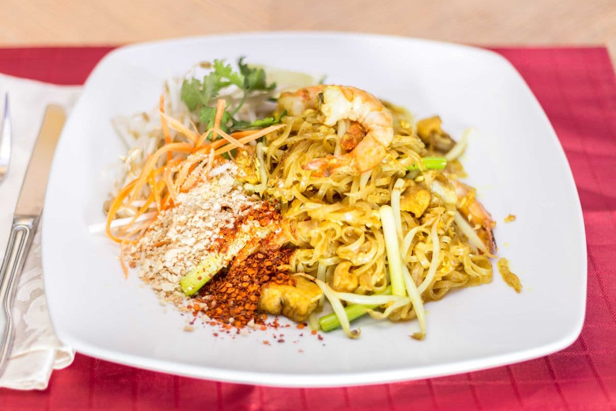 Shrimp Golden Pad Thai