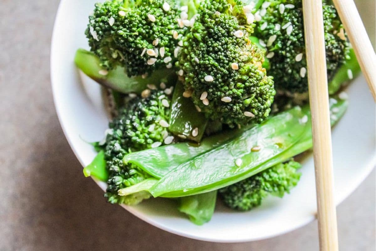 Snow Peas and Broccoli 清炒雪豆西兰花