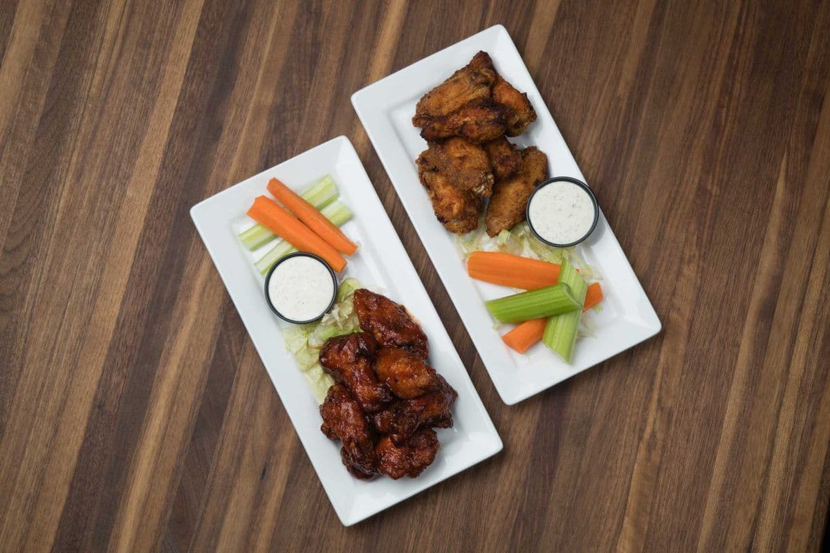Wings (1 lb)