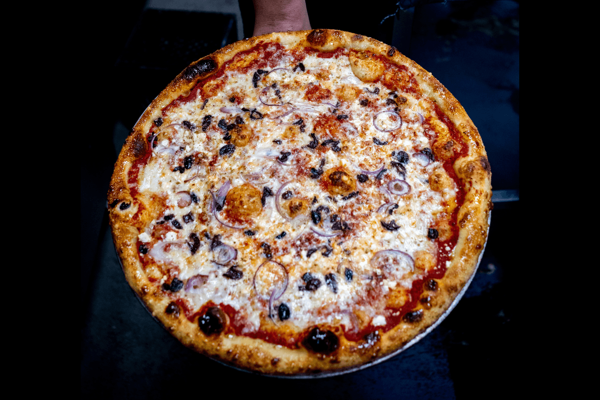 18" The Spartan Pizza