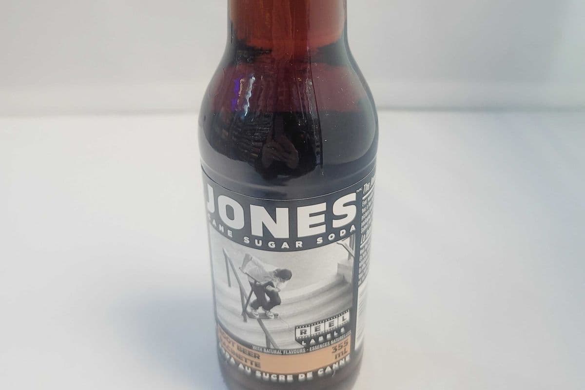 Jones Root Beer Cane Sugar Soda (355 ml)