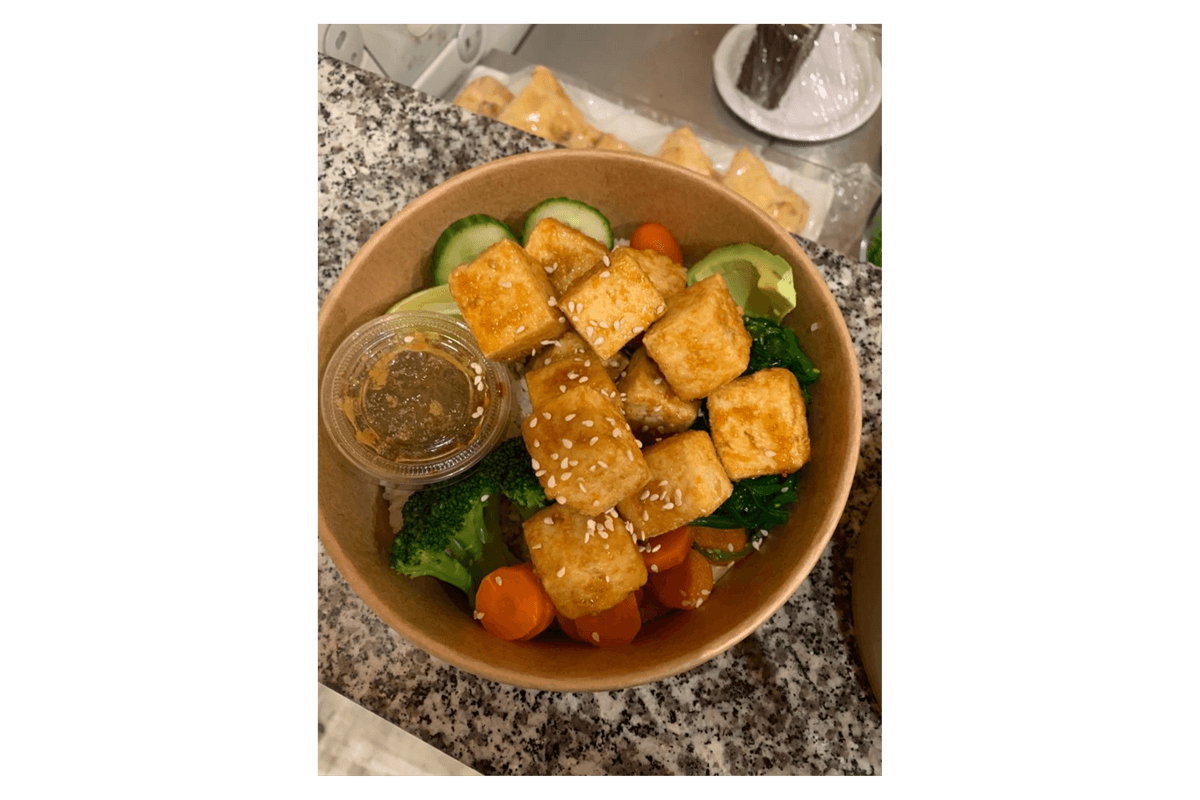 Poké bol avec tofu (sans gluten) / Vegan and Gluten-free Fried Tofu Poke Bowl