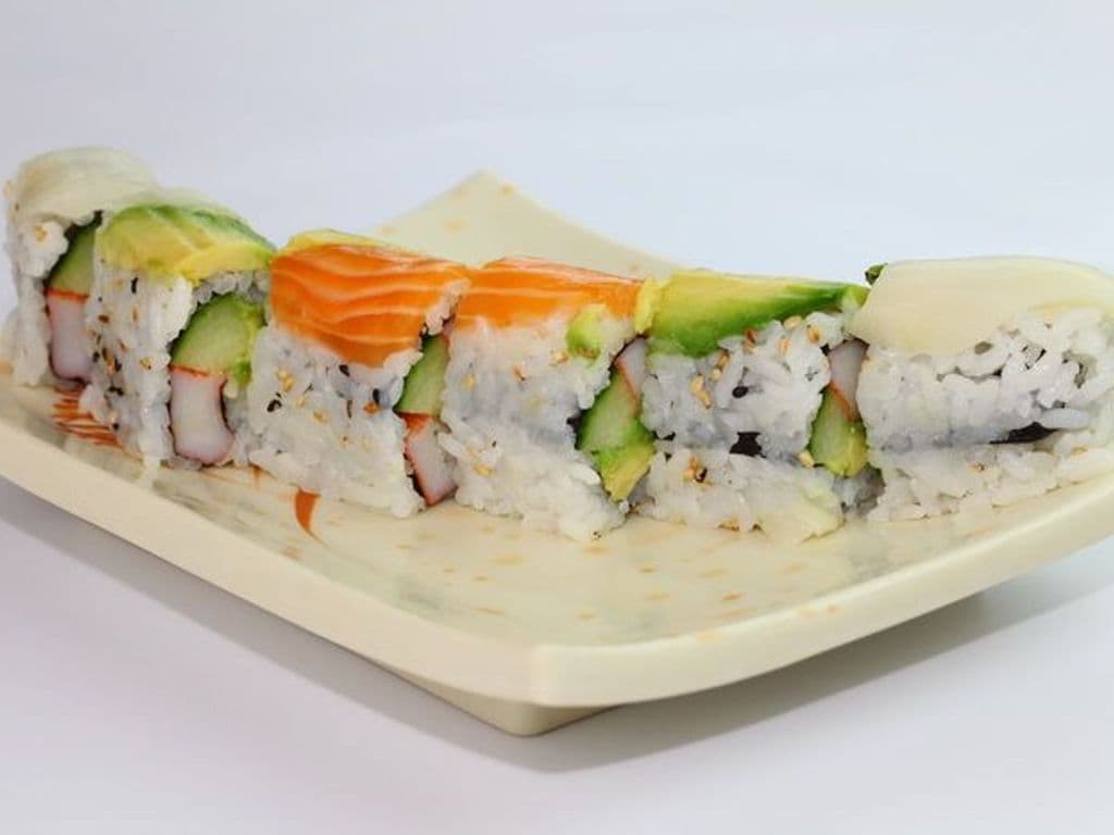 D3. Rainbow Roll (8pcs)
