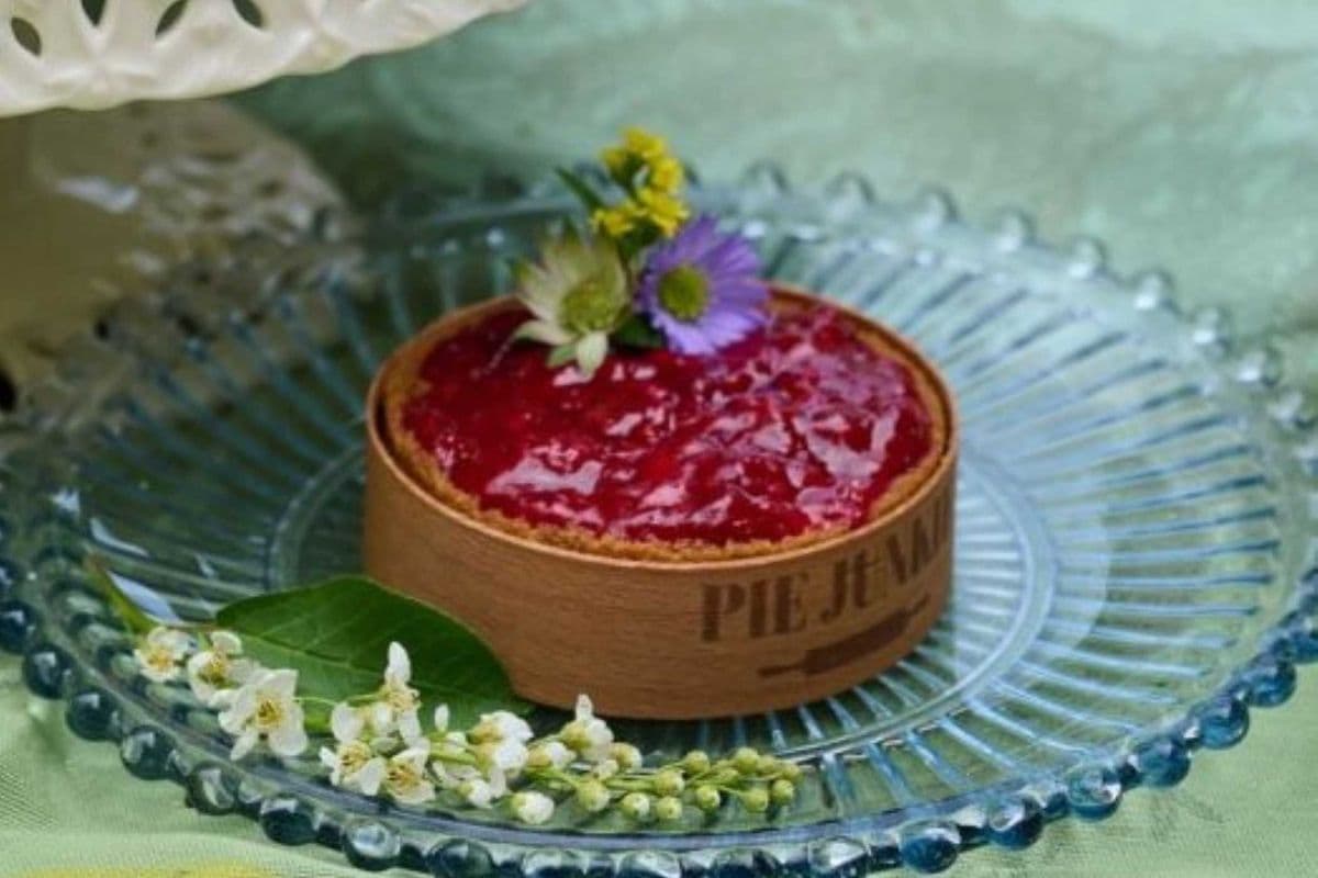 Raspberry Cheesecake Pie (8 cm)