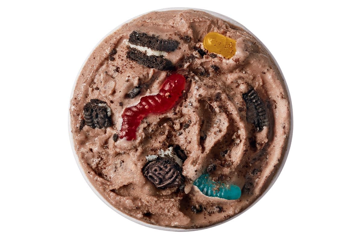 Dessert Blizzard® OREO® Dirt Pie / OREO® Dirt Pie Blizzard® Treat