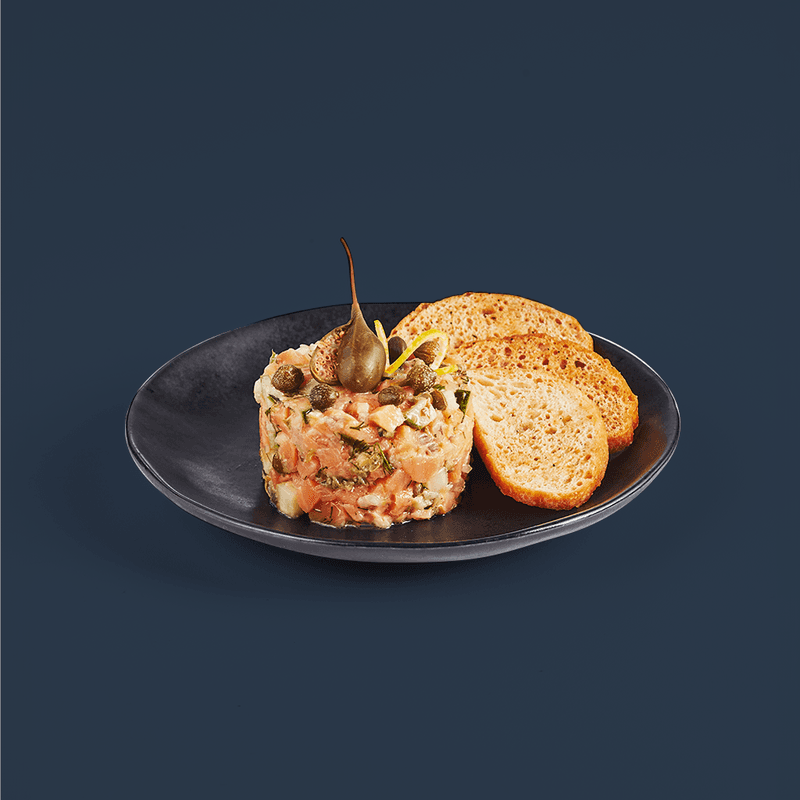 Tartare Deux saumons (Entrée) / Twin Salmon Tartare (appetizers)