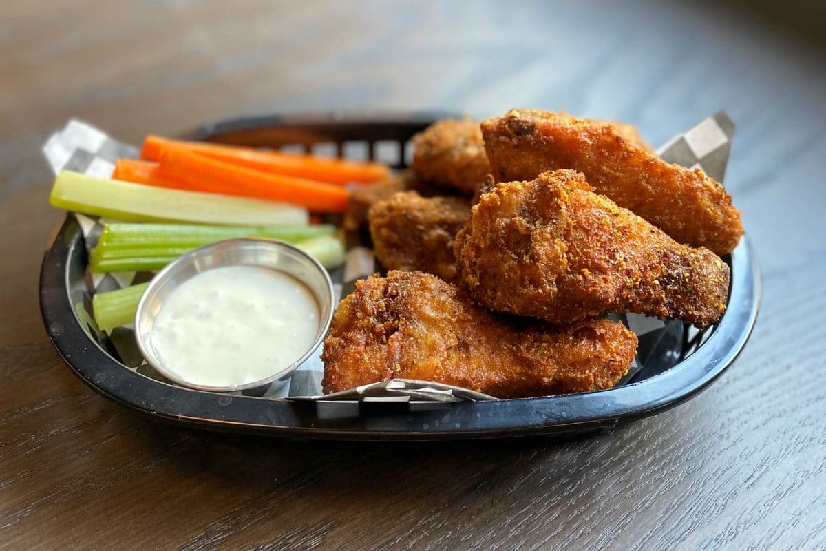 Crispy Chicken Wings (1 lb)