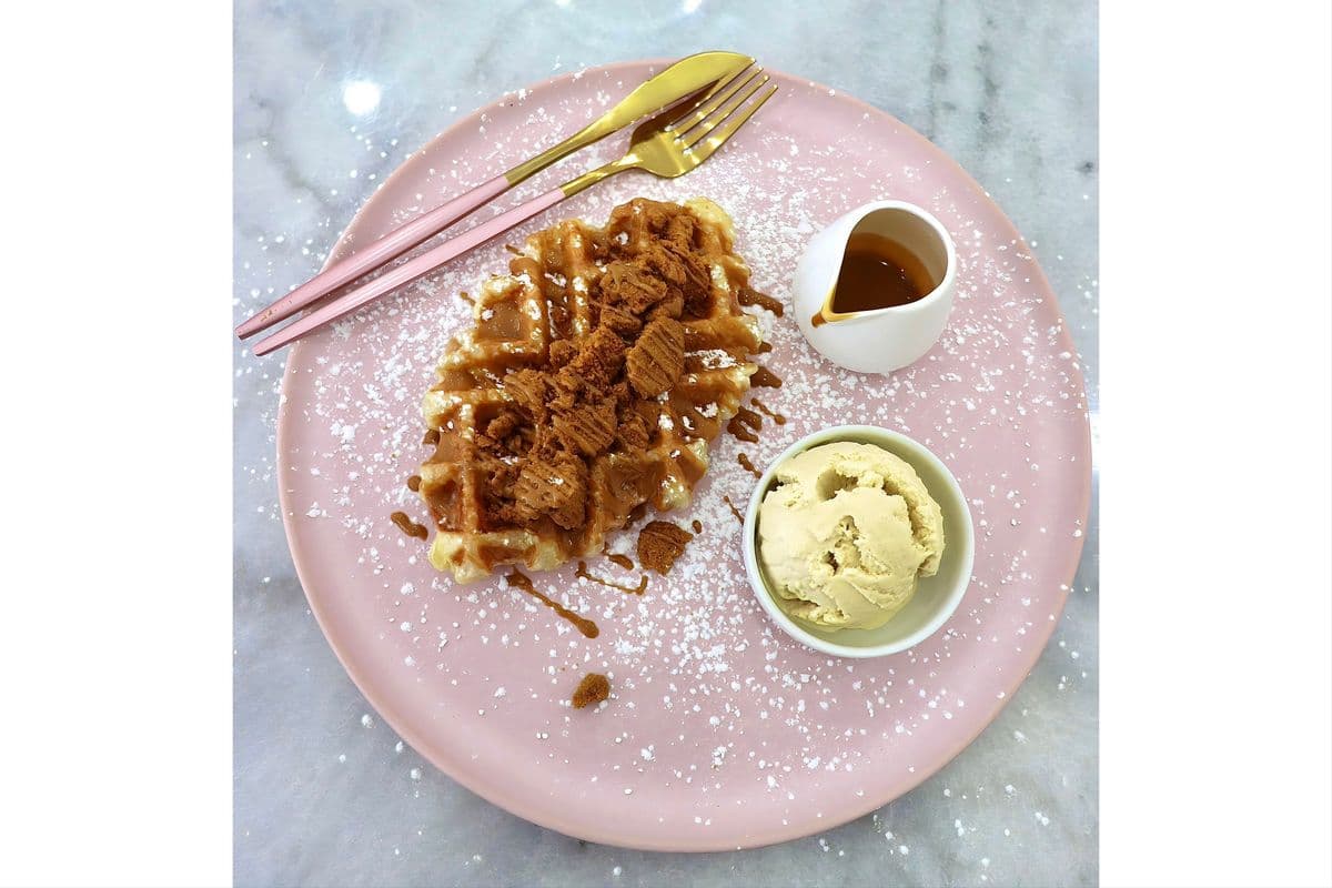 French Cinnamon Croffle