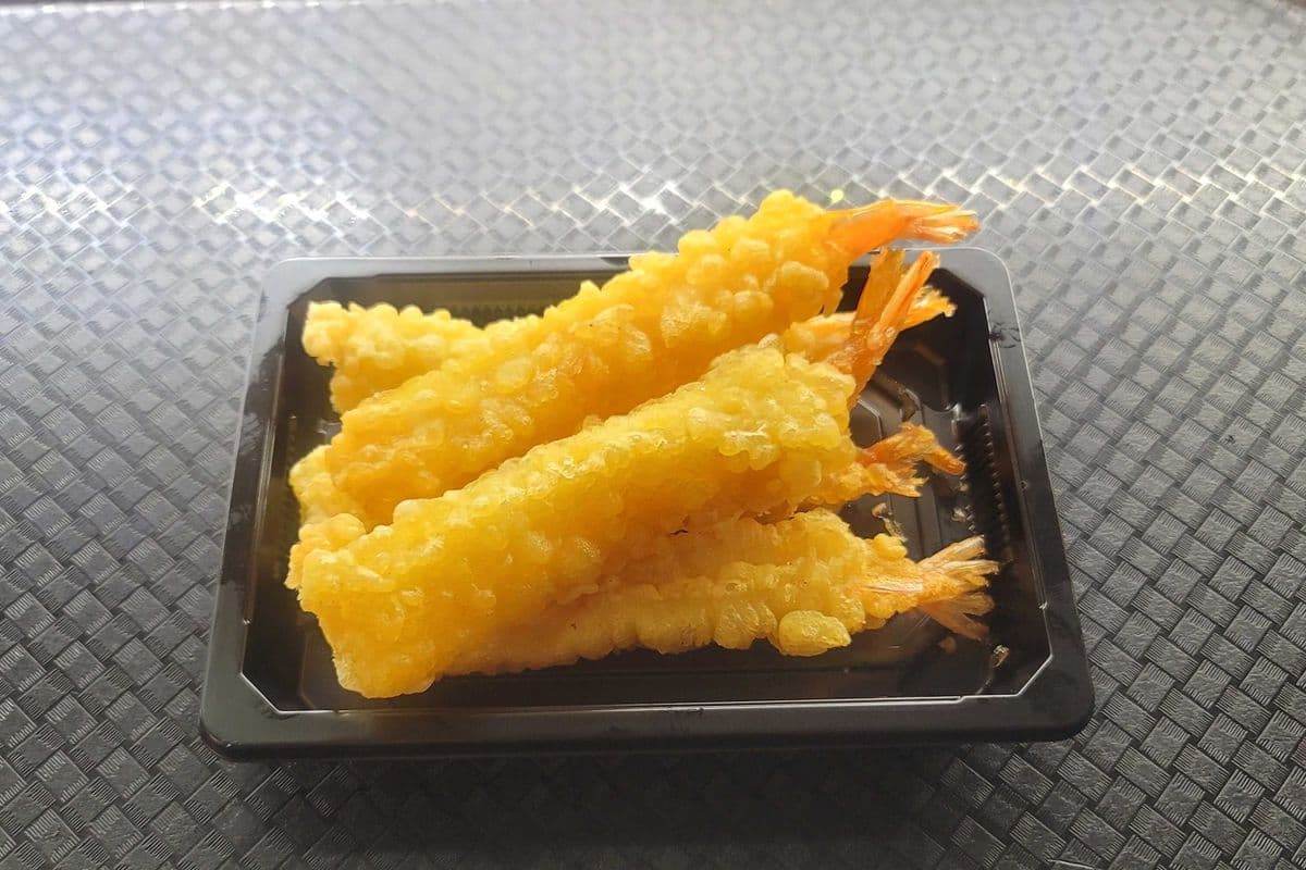 8C. Crevettes tempura (5 mcx)