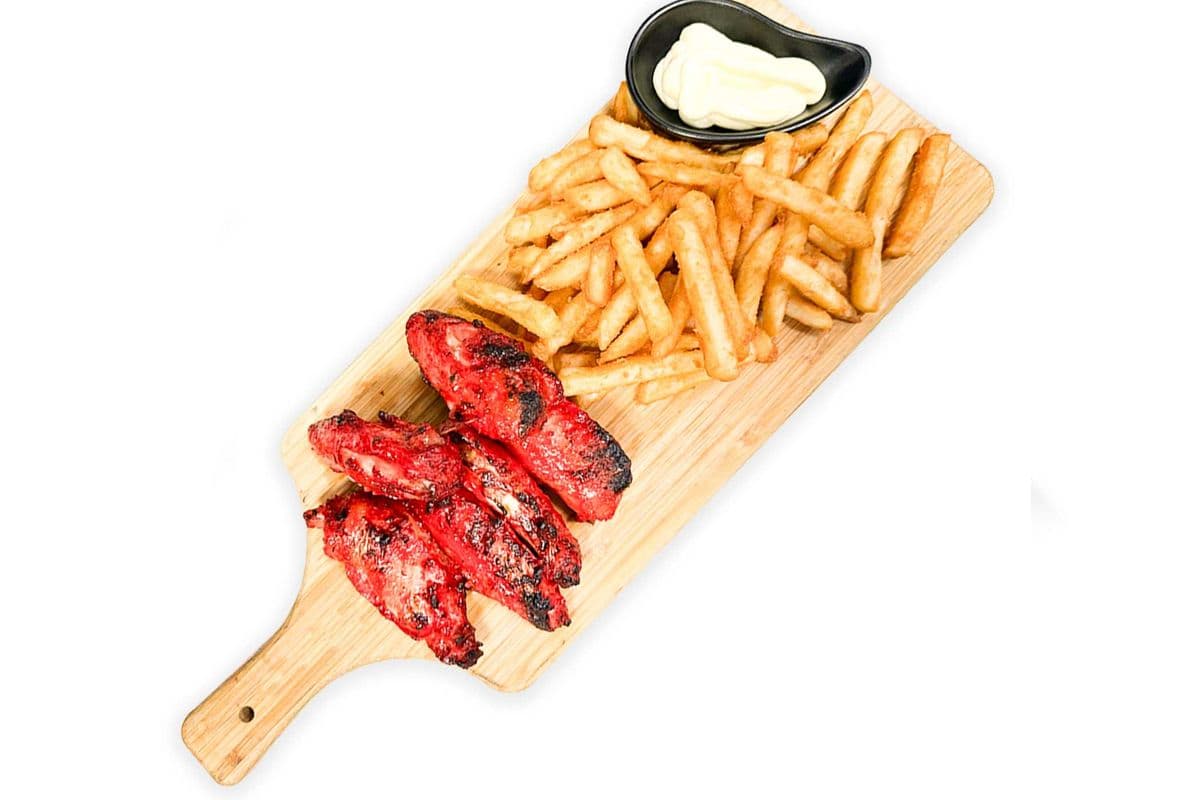 106. Mughlai Wings With Fries