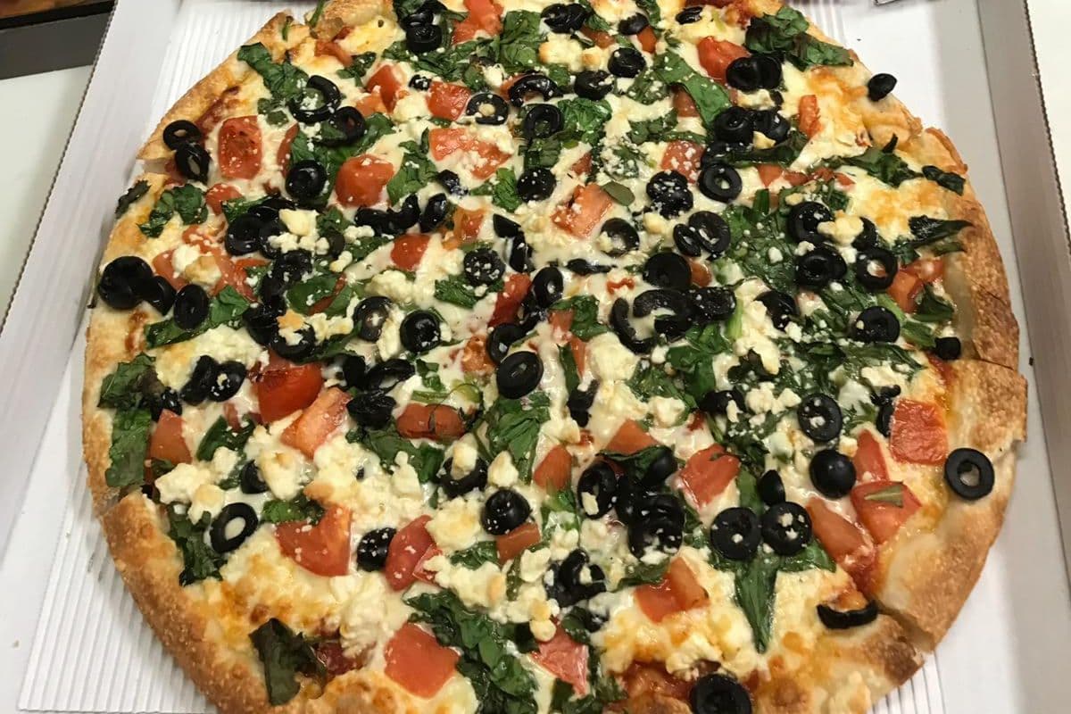 14" Large Popeye Pizza