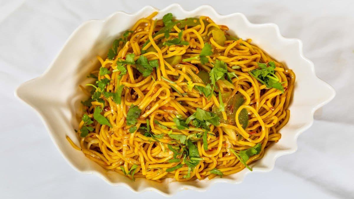 Veg Chow Mein