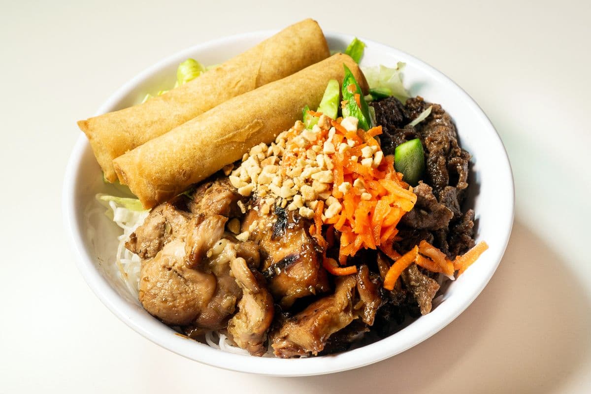 70. Vermicelli with Grill Chicken, Char-Boiled Beef and Spring Rolls