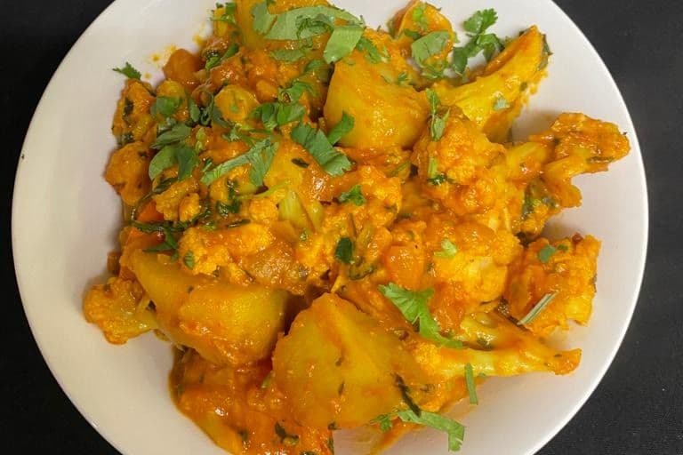 Vegetarian Bambayia Aloo Gobi