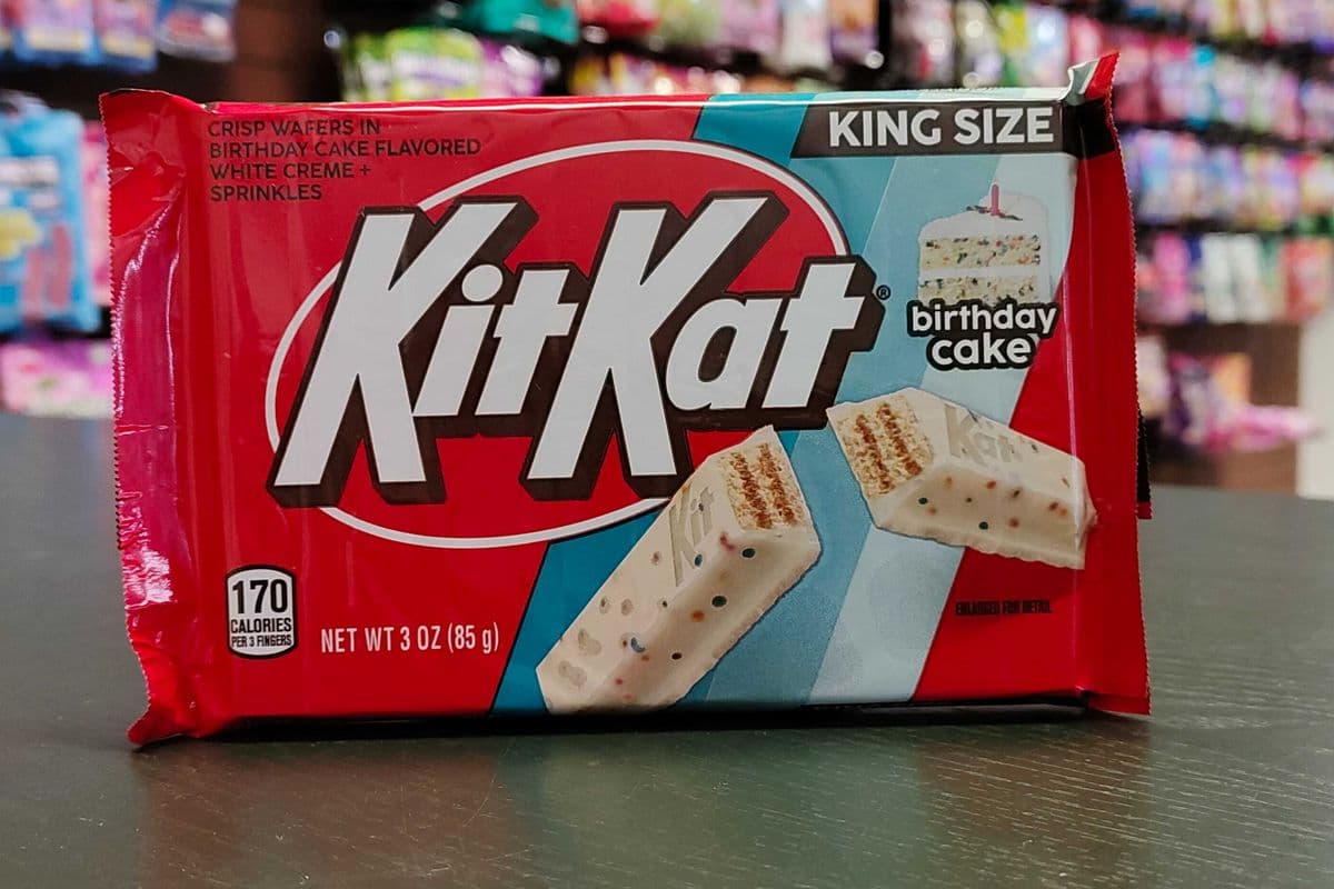 Kit Kat Birthday Cake (85 g) (85g)