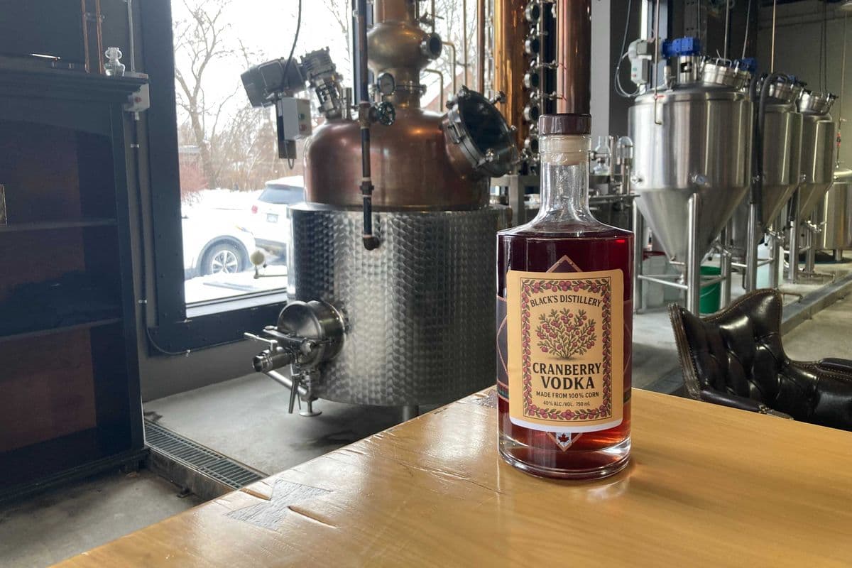 Cranberry Vodka (1 x 750 ml)