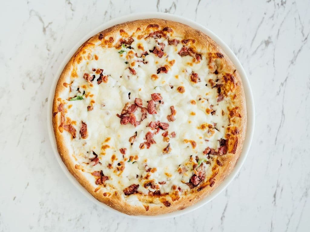 10" Petite Pizza Viande Fumée / 10" Small Smoked Meat Pizza