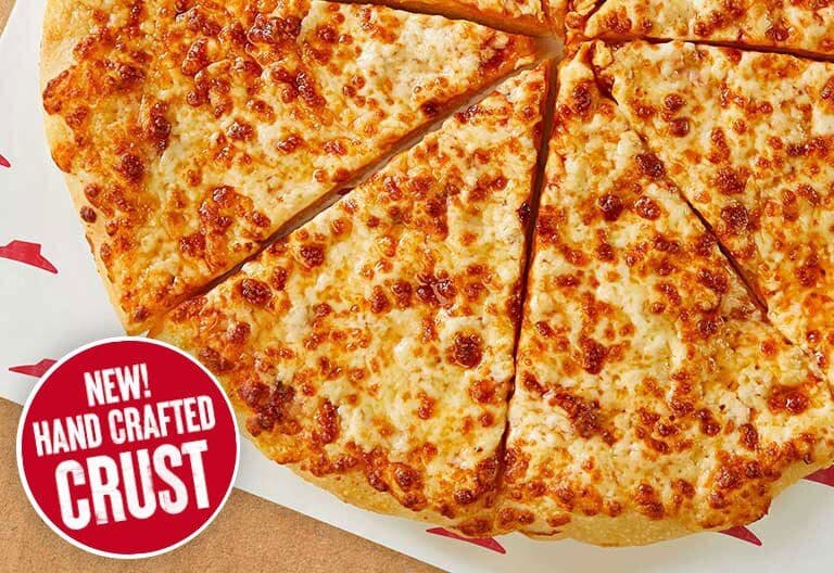 Grande 14" Croûte étirée à la main Aux trois fromages