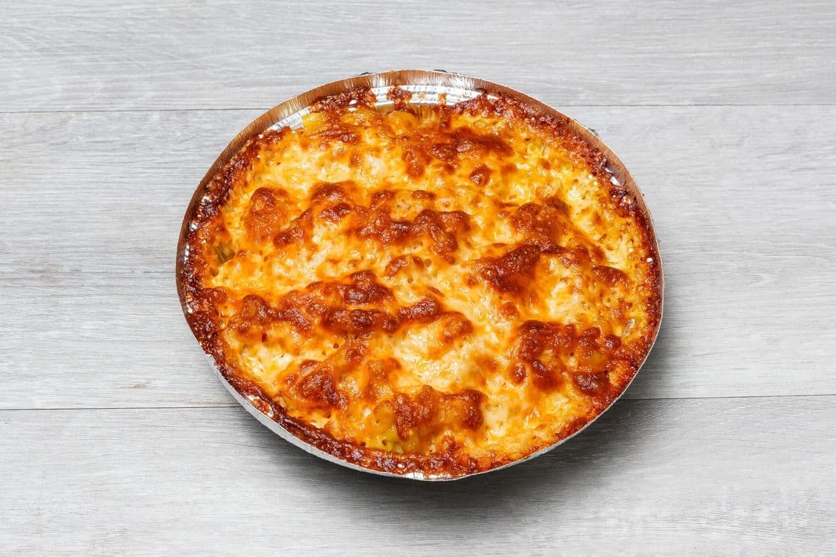 Mac To Di Cheese Pie
