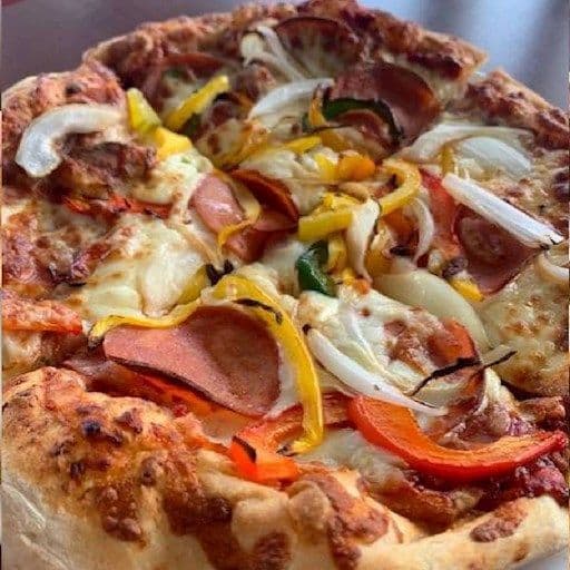 Pizza toute garnie / All Dressed Pizza