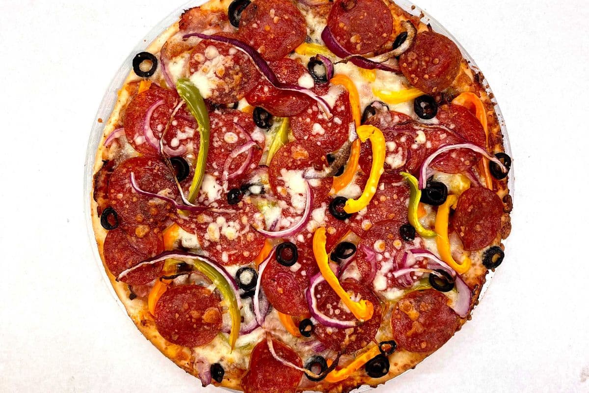 12" Medium Dijo's Deluxe Pizza